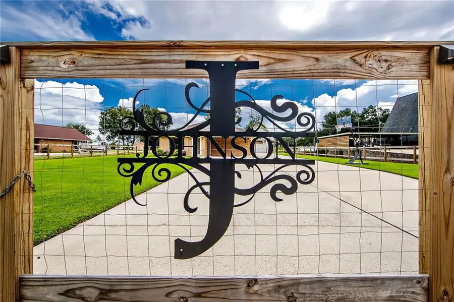 1353 Doctor Beatrous Road, Theriot, LA 70397 - #3