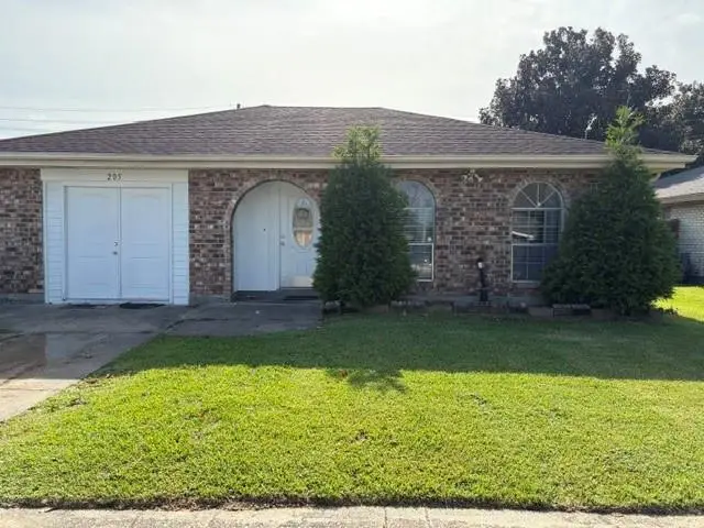 205 W Louisiana State Drive, Kenner, LA 70065 - #1