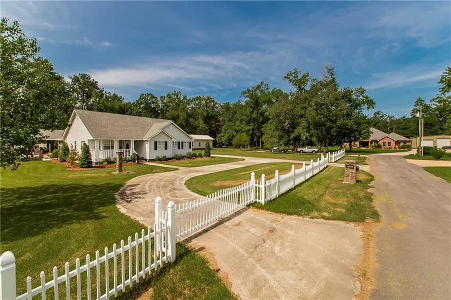 14076 Manina Lane, Tickfaw, LA 70466 - #2