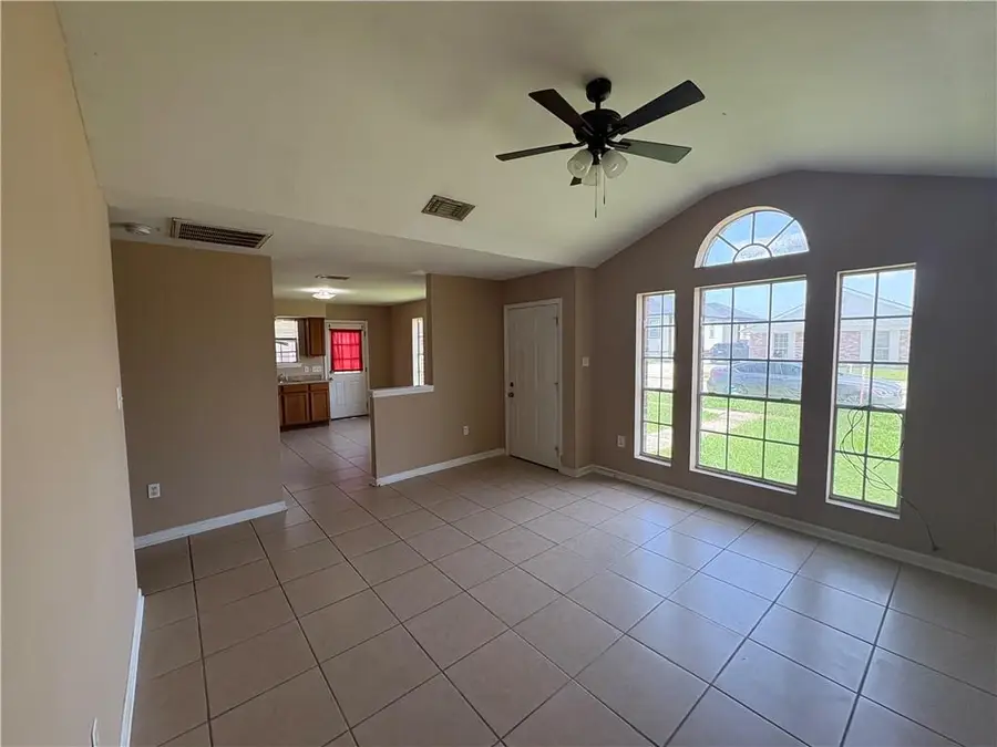 9100 02 Titans Drive, Chalmette, LA 70043 - #2