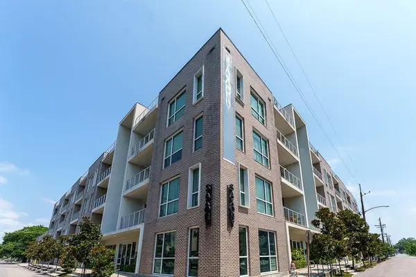 900 Bartholomew Street #319, New Orleans, LA 70117