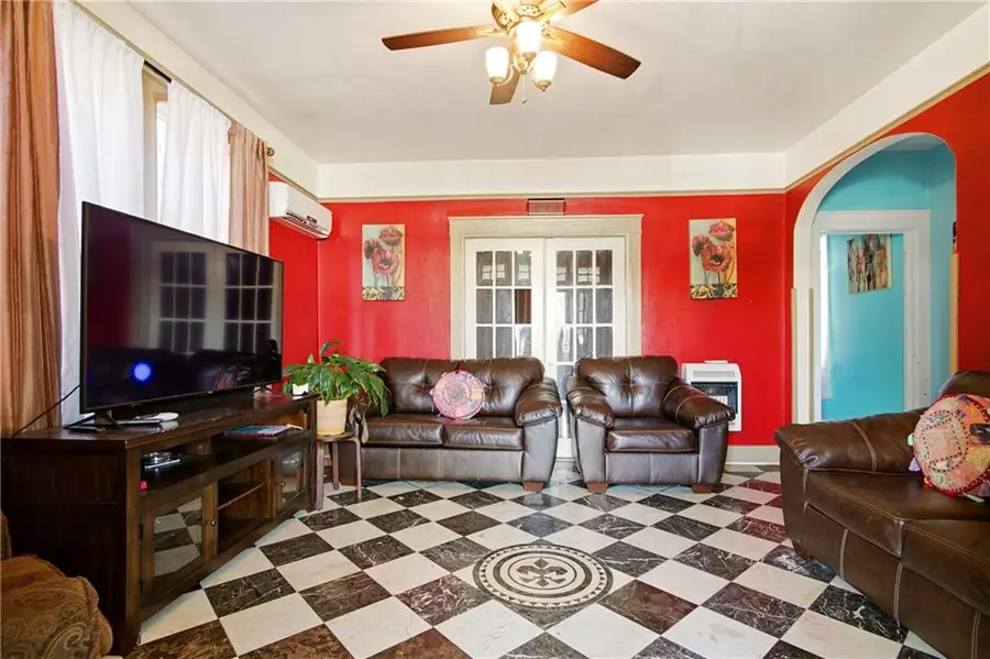 2424 Valence Street, New Orleans, LA 70115 - #3