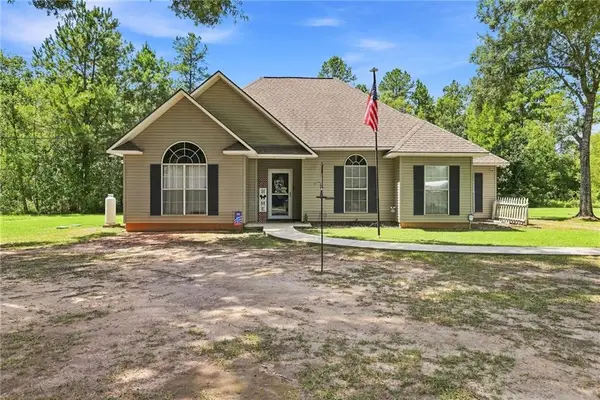 49457 N Benton Road, Tickfaw, LA 70466