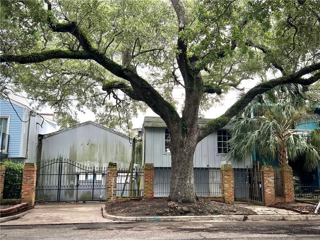 166 S Roadway Street, New Orleans, LA 70124 - #1