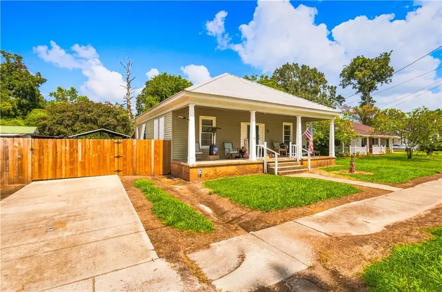 408 Floyd Street, Bunkie, LA 71322 - #3