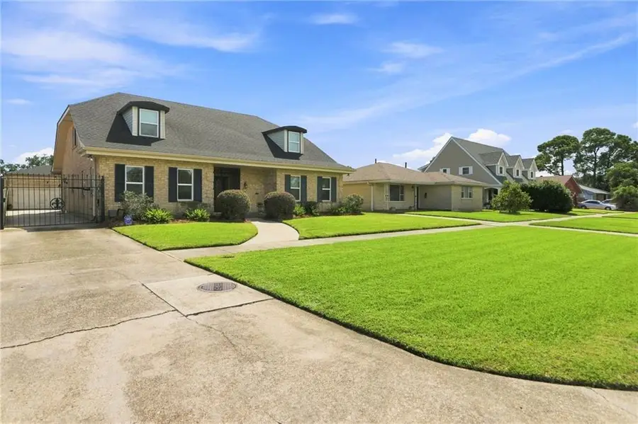 2334 Leon C Simon Drive, New Orleans, LA 70122 - #2
