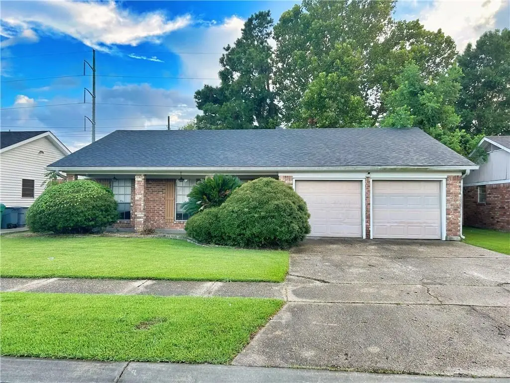 2136 S Glencove Lane, Terrytown, LA 70056 - #1