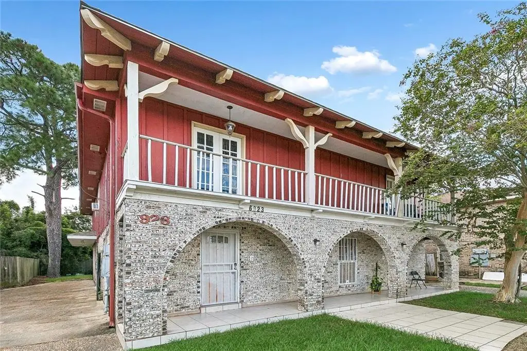 6921-23 Yorktown Drive, New Orleans, LA 70127 - #1