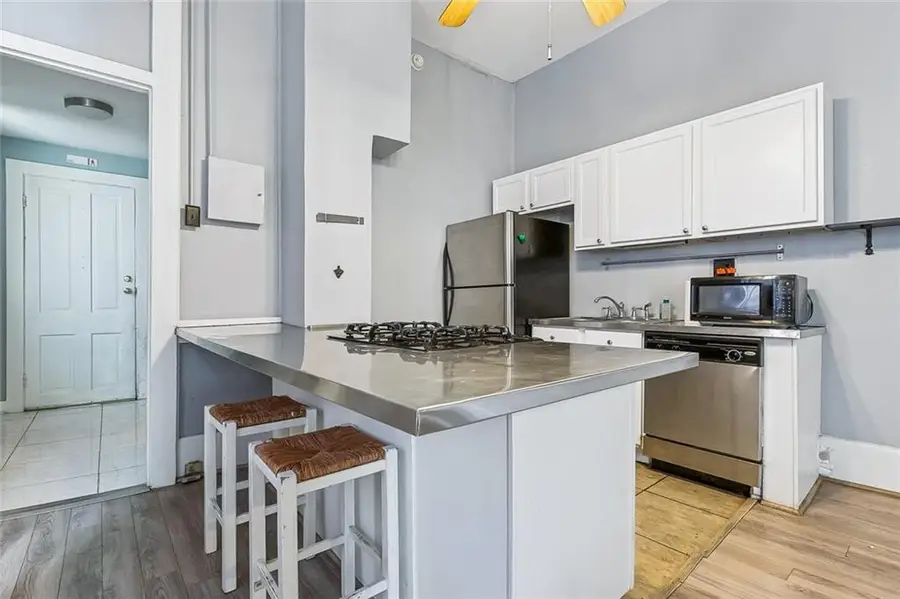 732 Pleasant Street, New Orleans, LA 70115 - #3
