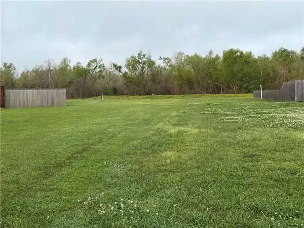 240 Mandalay West Drive, Houma, LA 70360