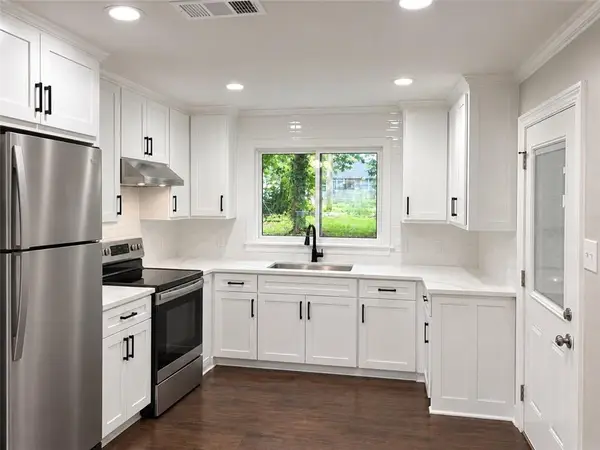 4554 Hollywood St Street, Baton Rouge, LA 70805