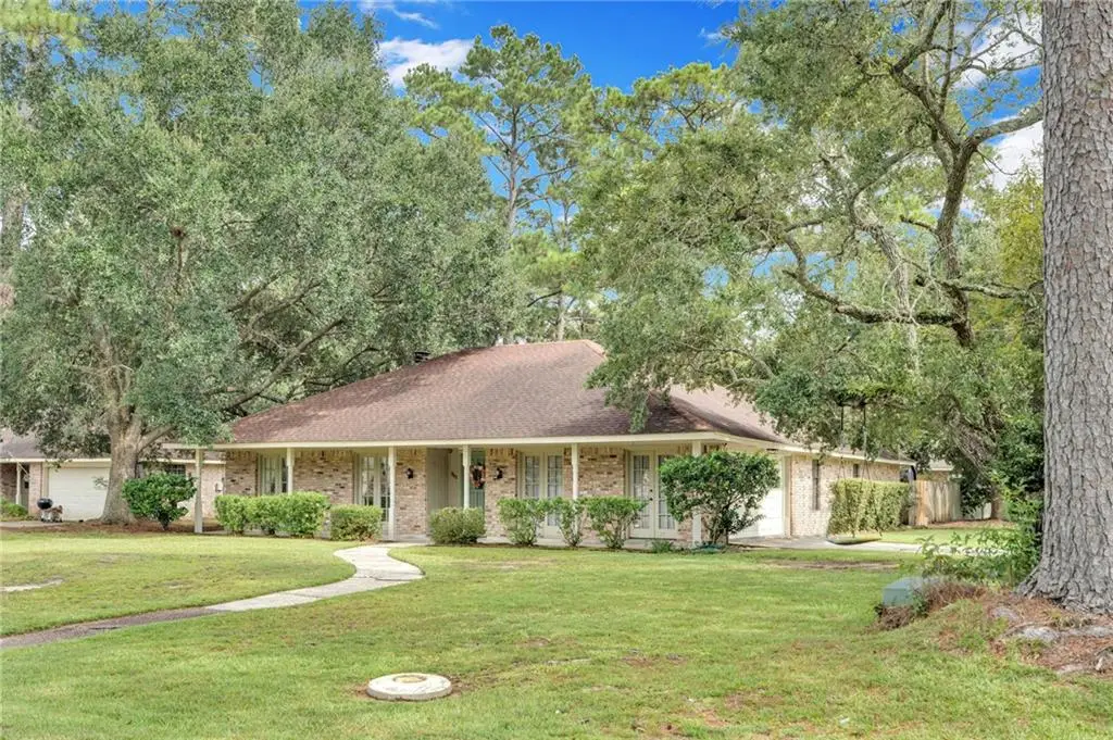 380 E Essex Drive, Slidell, LA 70461 - #1