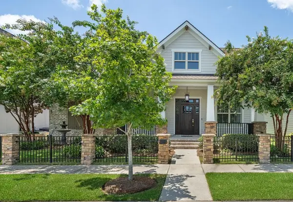 905 Tezcucco Court, Covington, LA 70433
