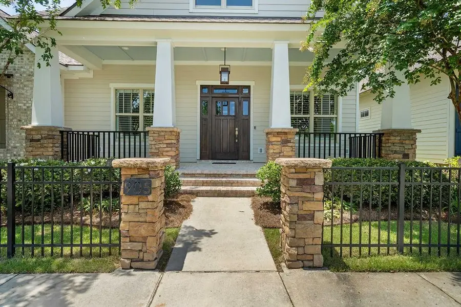 905 Tezcucco Court, Covington, LA 70433 - #3