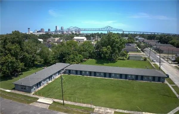 1425 Monroe Street, Gretna, LA 70053
