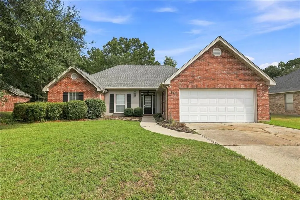 621 Piney Ridge Circle, Madisonville, LA 70447 - #1