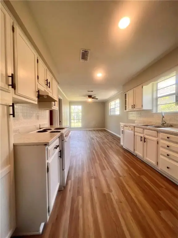 3879 Magellan Street, New Orleans, LA 70114 - #2