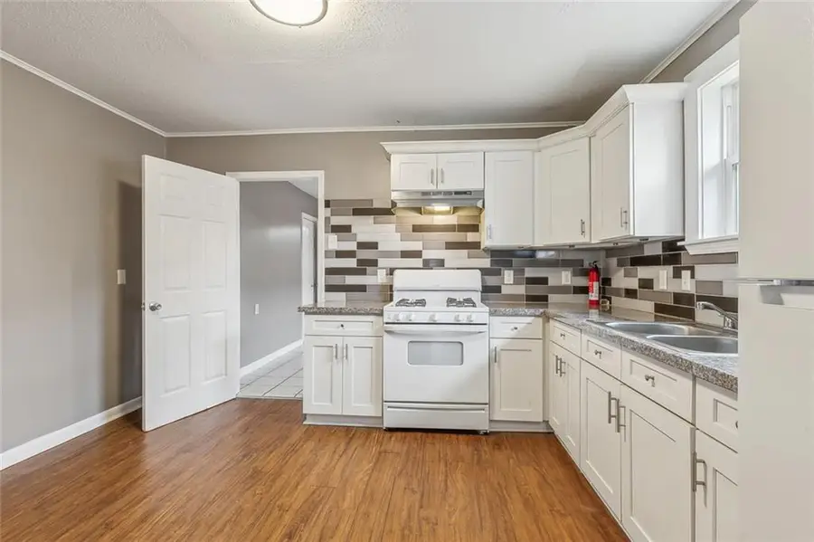 2330 32 N Claiborne Avenue, New Orleans, LA 70117 - #3