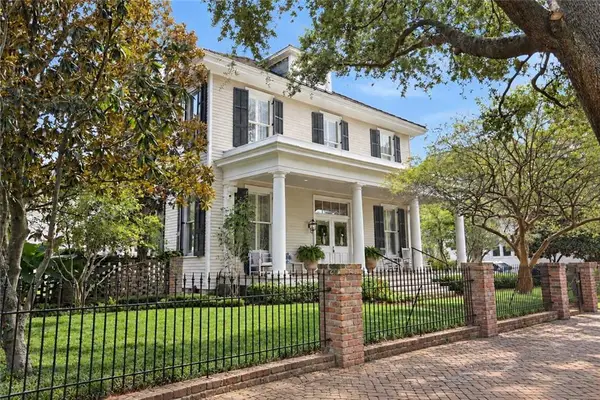 2236 Prytania Street, New Orleans, LA 70130