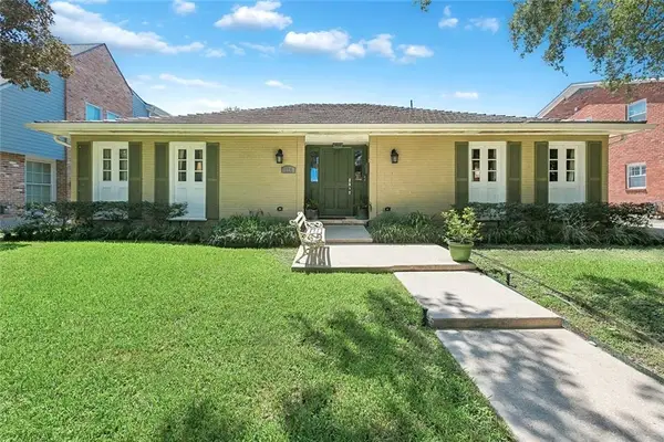 174 Country Club Drive, New Orleans, LA 70124