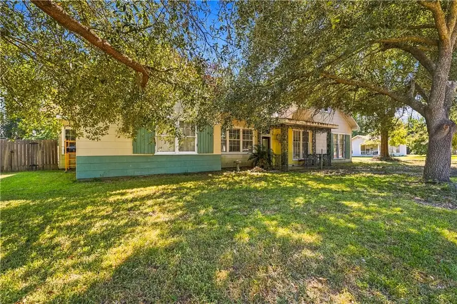 126 S 9th Street, Oakdale, LA 71463 - #3