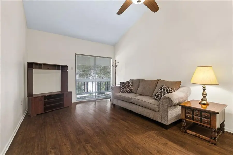 832 S Clearview Parkway #126, Harahan, LA 70123 - #3