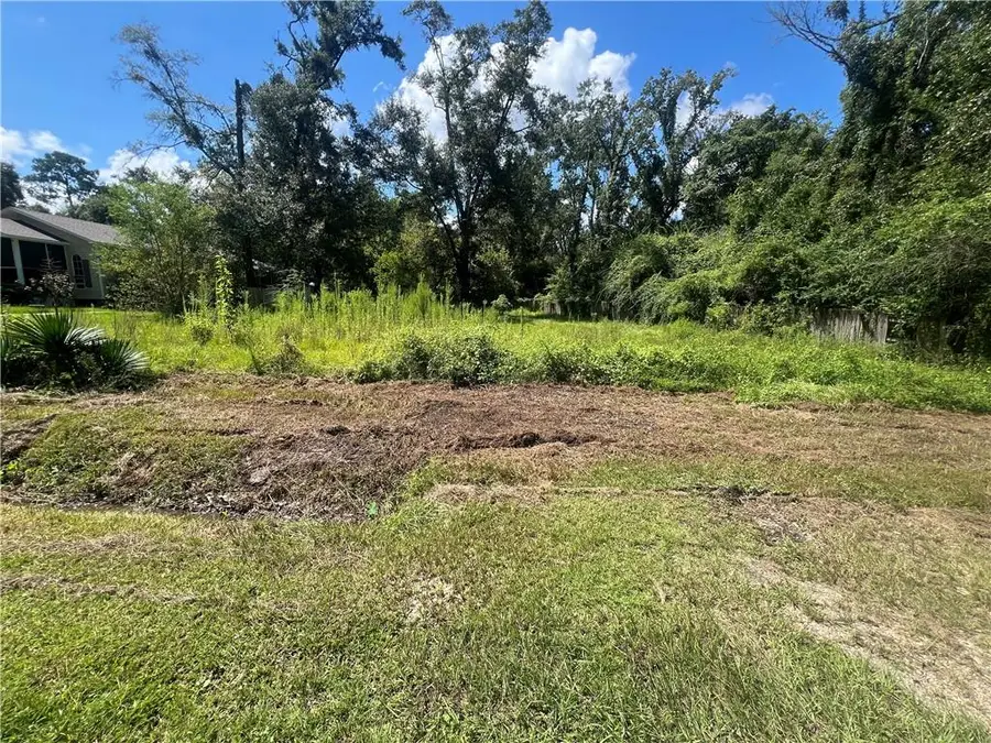 1217 W 33rd Avenue, Covington, LA 70433 - #2