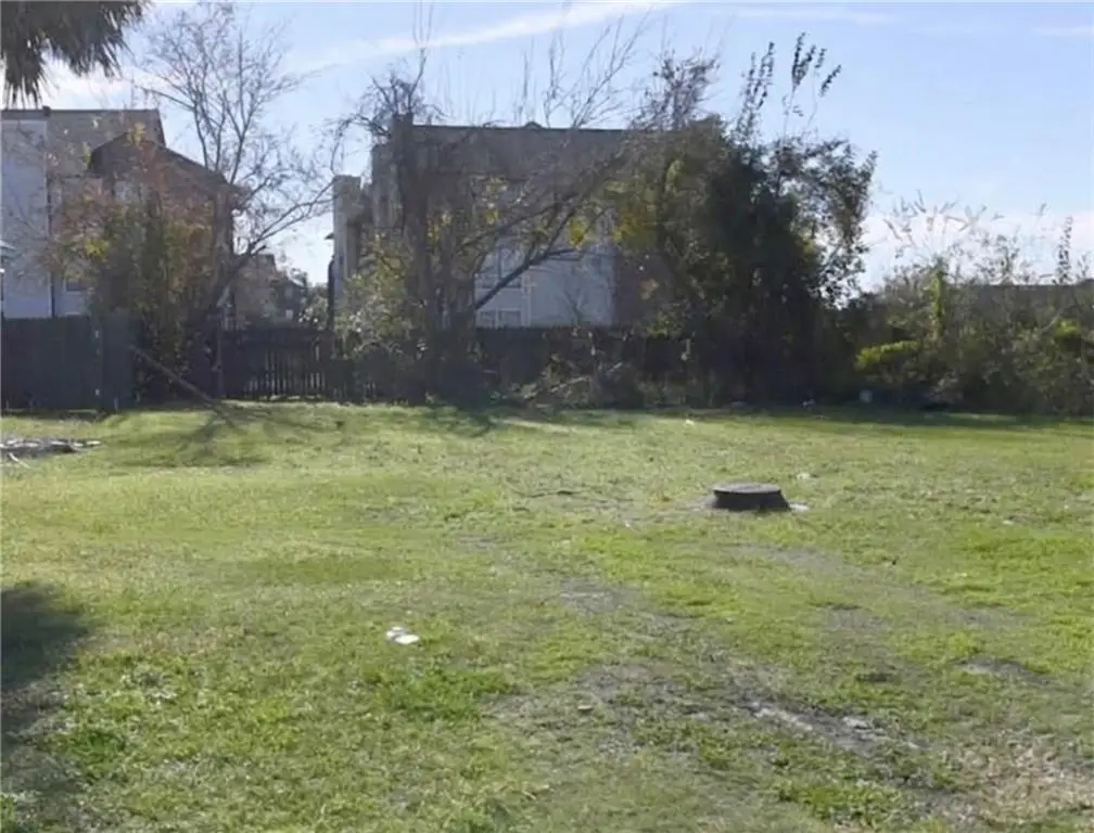12300 Carmel Place, New Orleans, LA 70128 - #1