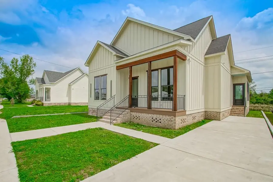 625 Cougar Drive, Arabi, LA 70032 - #2