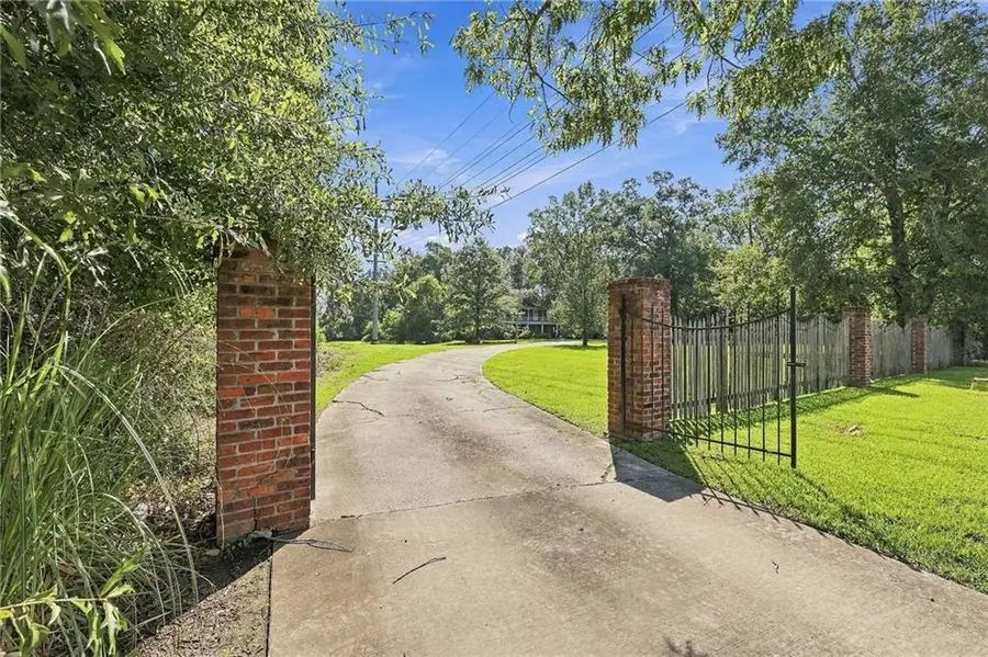 2955 Jones Creek Road, Baton Rouge, LA 70816 - #3