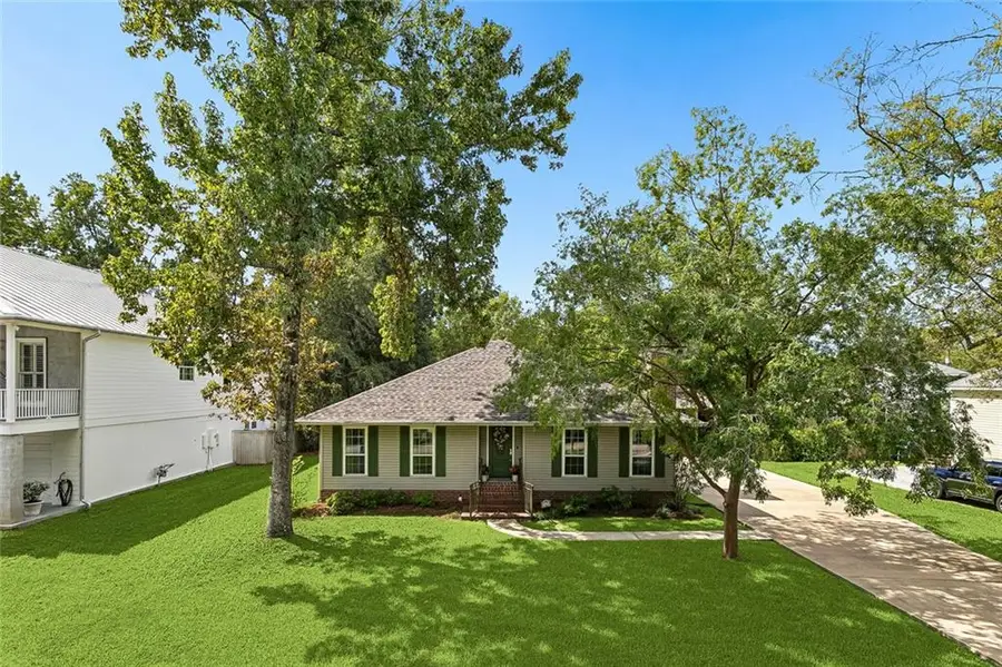 2424 Mathis Street, Mandeville, LA 70448 - #3