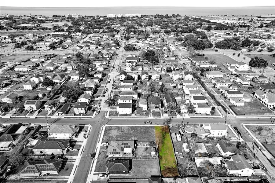 2318 Vienna Street, New Orleans, LA 70122 - #3