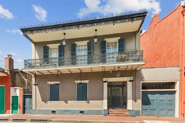 831 Bourbon Street, New Orleans, LA 70116