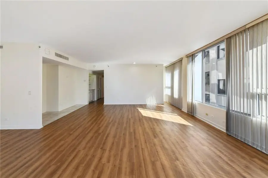 2100 St Charles Avenue #5C, New Orleans, LA 70130 - #2