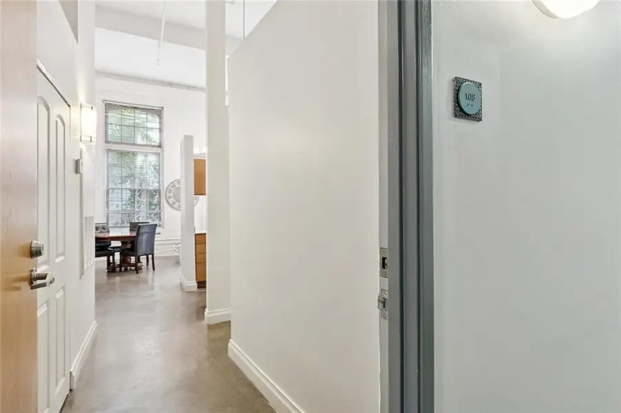 920 Poeyfarre Street #108, New Orleans, LA 70130 - #3