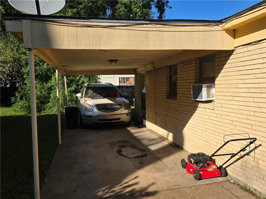 5116 Broadmoor. Court, Alexandria, LA 71301 - #3