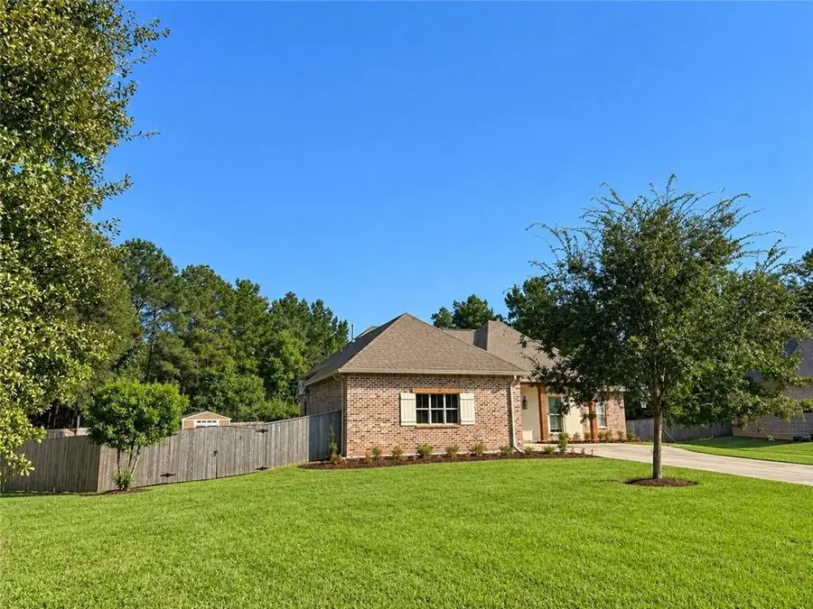 116 Aspen Creek Court, Covington, LA 70433 - #2