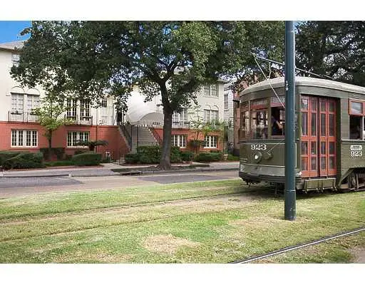 4239 St Charles Avenue #J, New Orleans, LA 70115