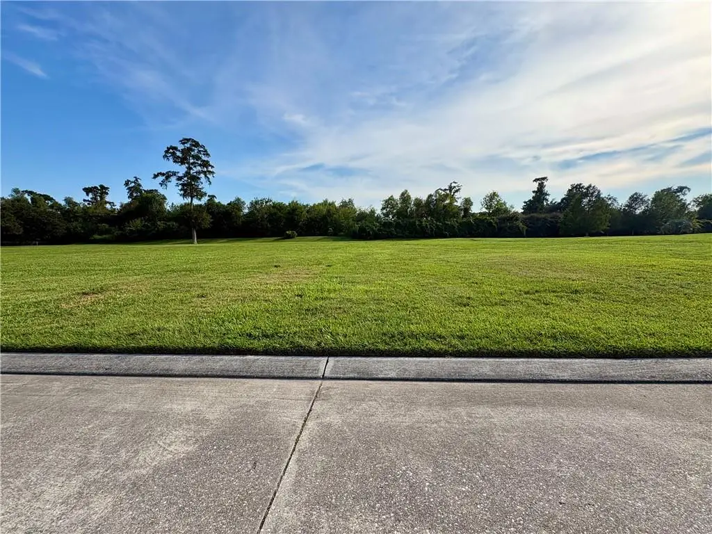 8 Island Club Court, New Orleans, LA 70131 - #1