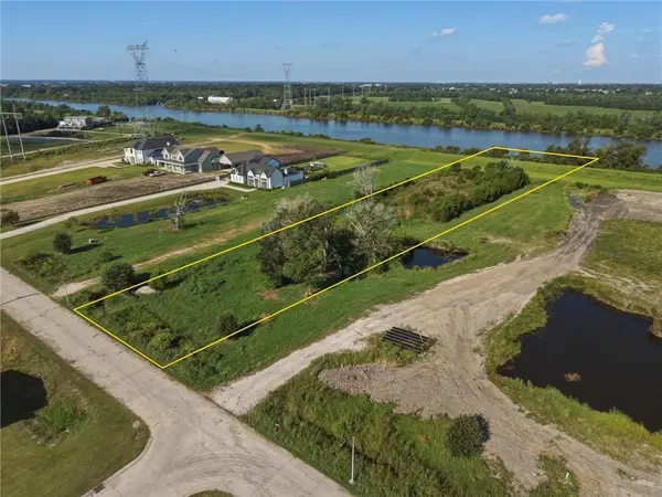 173 Chancellor Drive, Belle Chasse, LA 70037