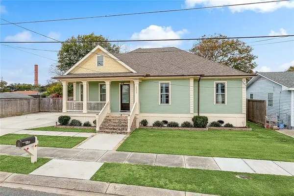2500 Culotta Street, Chalmette, LA 70043