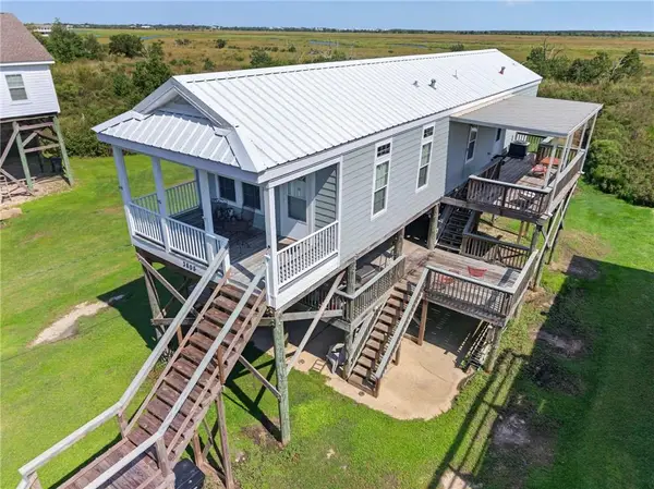 3805 Hopedale Highway, St Bernard, LA 70085