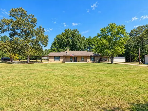 142 Roger Drive, Dry Prong, LA 71423