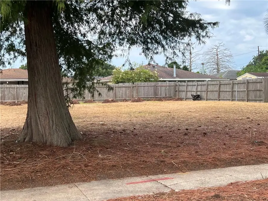 7810 Masefield Street, New Orleans, LA 70126 - #3