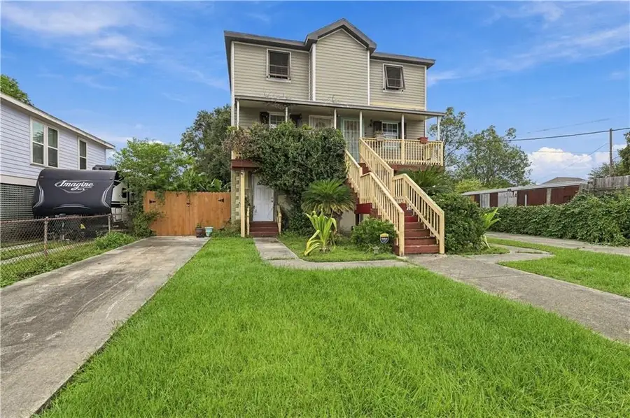 6124 26 Baccich Street, New Orleans, LA 70122 - #2