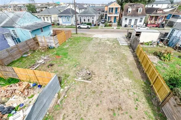 1422 Columbus Street, New Orleans, LA 70116