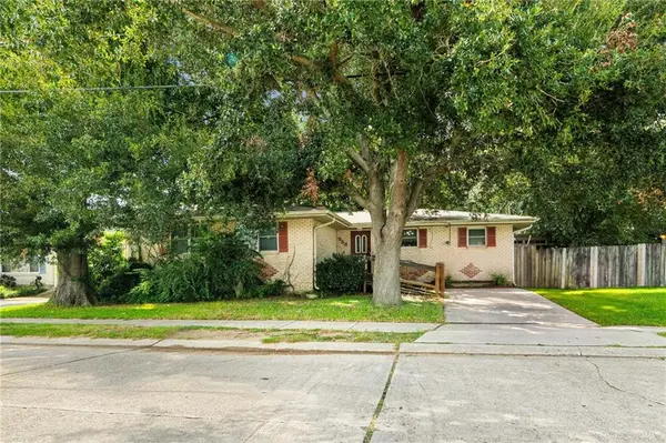 958 Rosa Avenue, Metairie, LA 70005