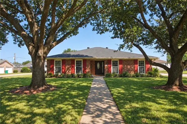 111 Surrey Drive, La Place, LA 70068