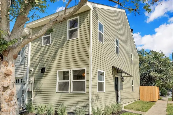 961 Old Metairie Drive, Metairie, LA 70001