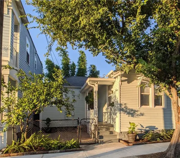 3725 Cleveland Avenue, New Orleans, LA 70119